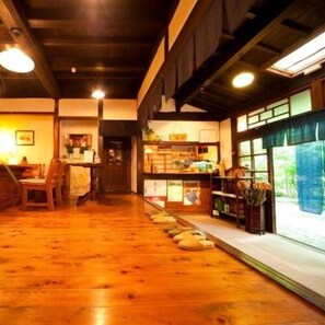 Interior - Bessou Konjakuan (Yufu)