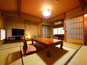 Room - Bessou Konjakuan (Yufu)