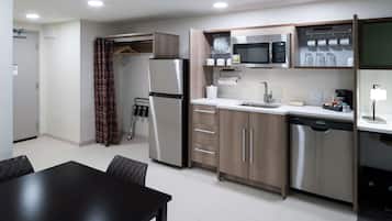 Suite, 1 Bedroom, Non Smoking | Private kitchen | Fridge, microwave, dishwasher, coffee/tea maker