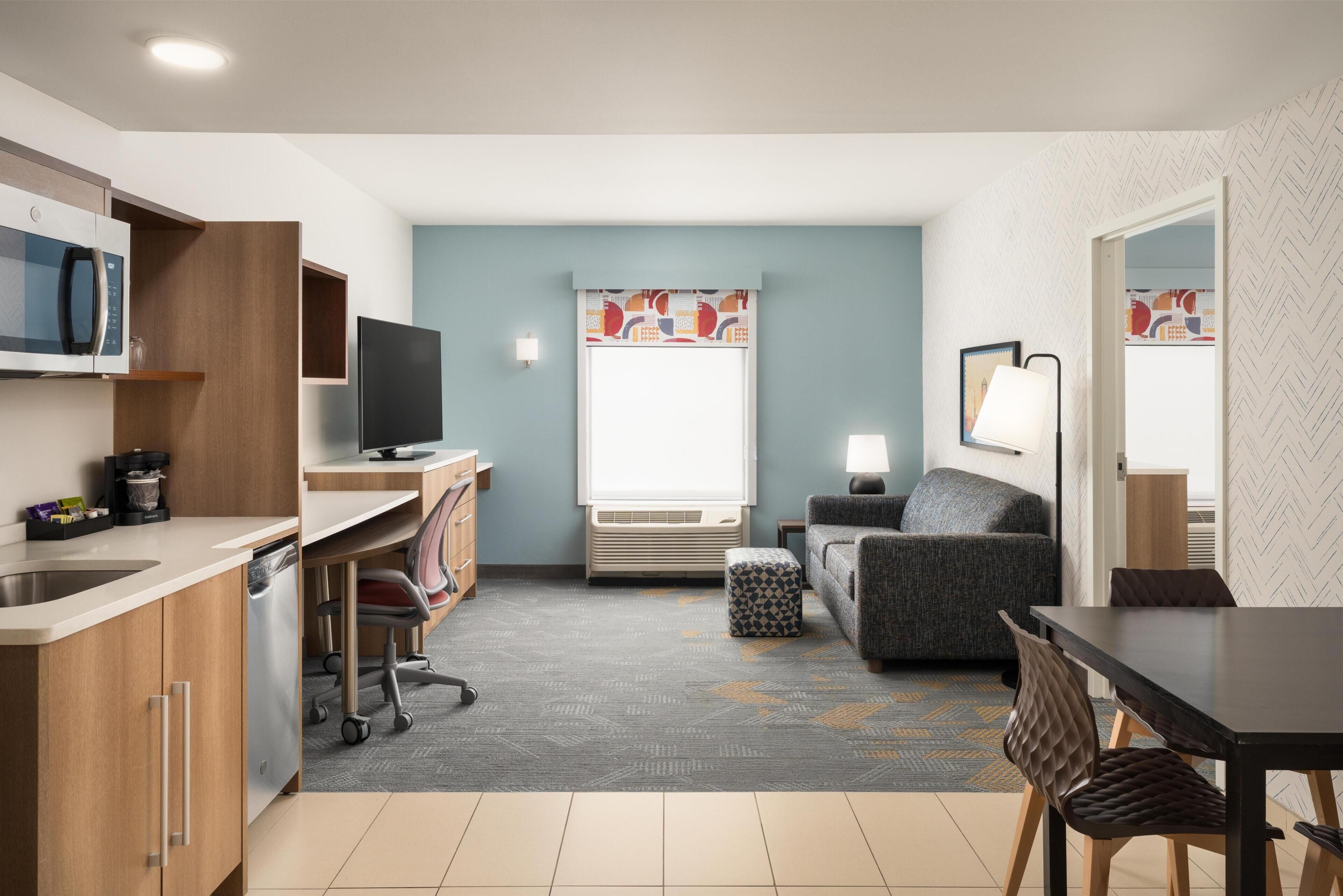 Fridge, microwave, dishwasher, coffee/tea maker
