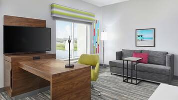 Signature Studio Suite, 1 King Bed, Non Smoking