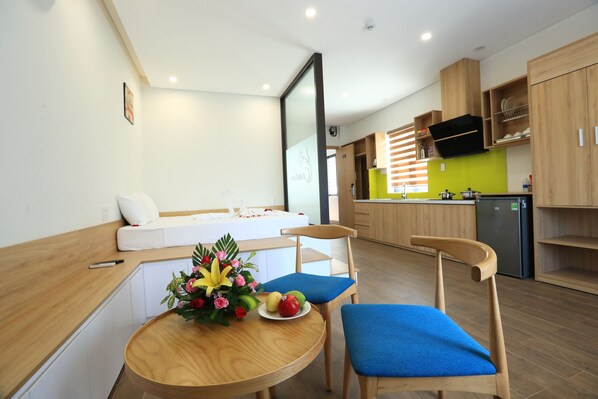 Junior Studio (2 pax) | 1 bedroom, free minibar items, individually decorated