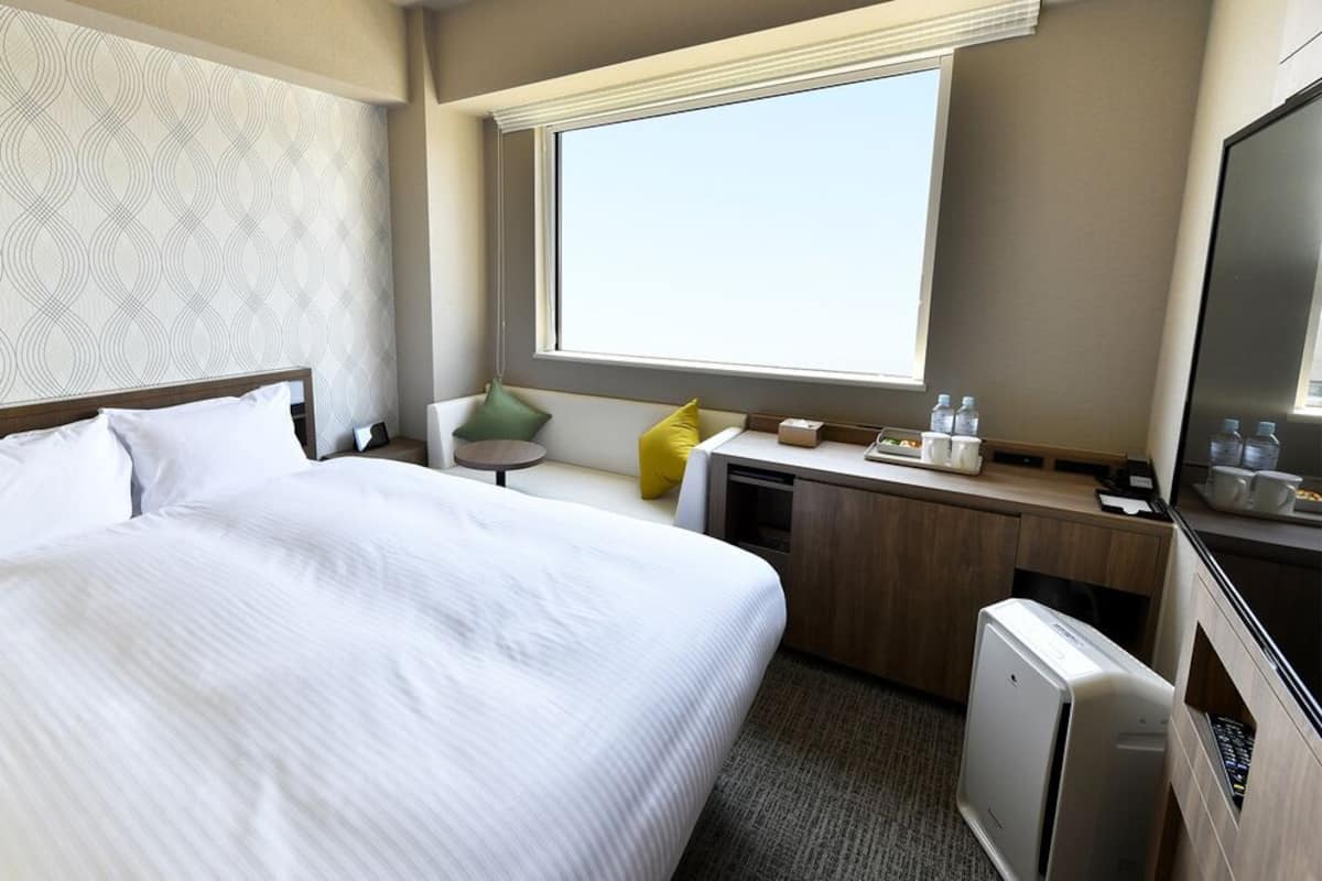 In-room safe, desk, blackout drapes, iron/ironing board (on request)