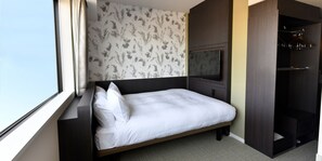 Double Room, Accessible | In-room safe, desk, blackout drapes, iron/ironing board - Wakoshi Tobu Hotel (Wako)