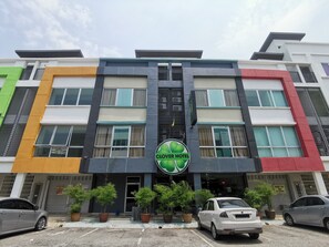 Exterior - Clover Hotel Port Dickson (Port Dickson)