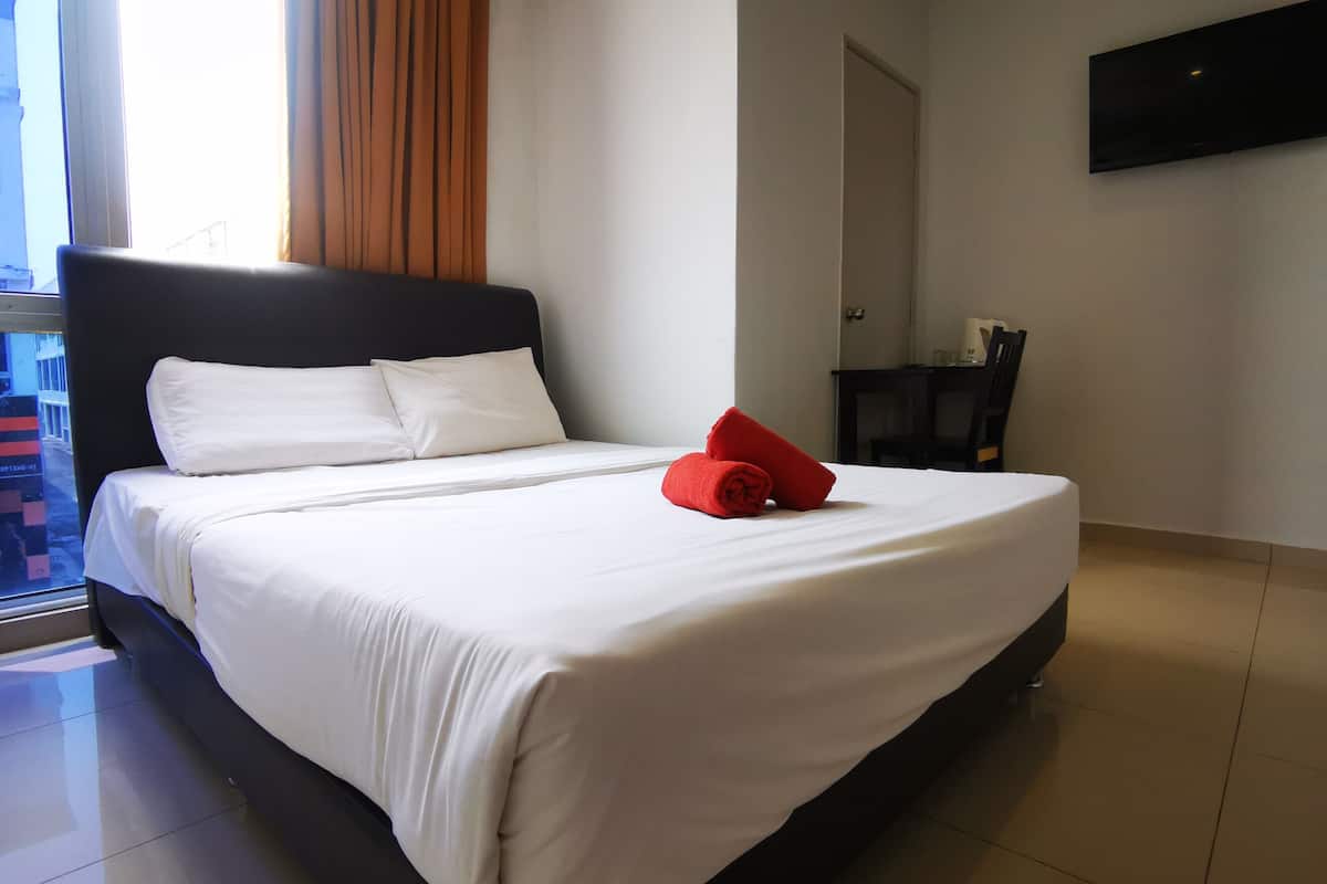 Quarto casal luxo | Escrivaninha, Wi-Fi de cortesia