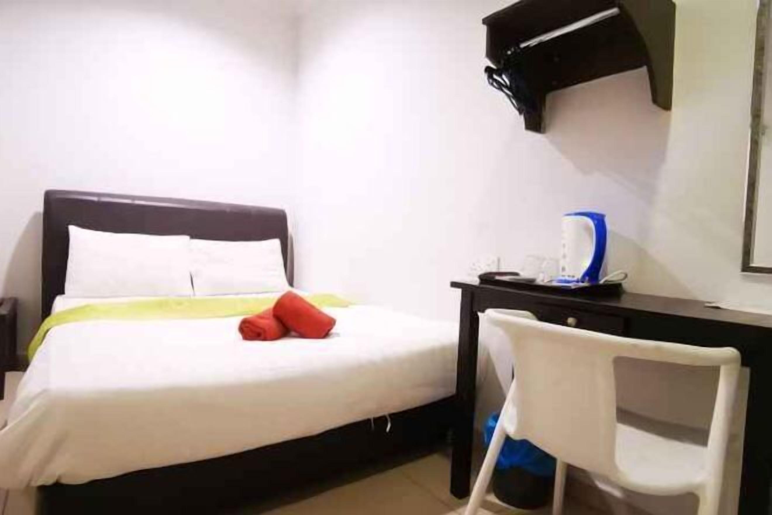 書桌、免費 Wi-Fi