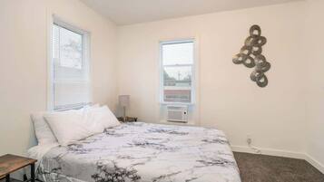 2 chambres, fer et planche Ă repasser, lit parapluie, Wi-Fi