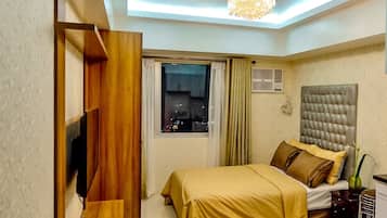 1 bedroom, iron/ironing board, free WiFi, bed sheets