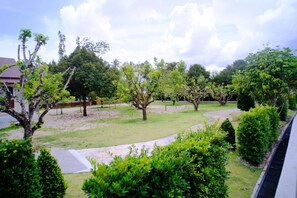 Pemandangan taman