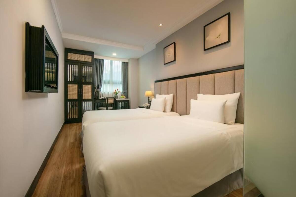Kamar Double atau Twin Deluks, pemandangan kota | Seprai katun Mesir, seprai premium, selimut bulu angsa, dan busa memori