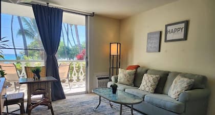 The Sand- Cozy condo in the heart of Kona