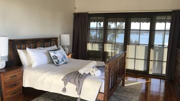 5 chambres, fer et planche à repasser, lit parapluie, Wi-Fi