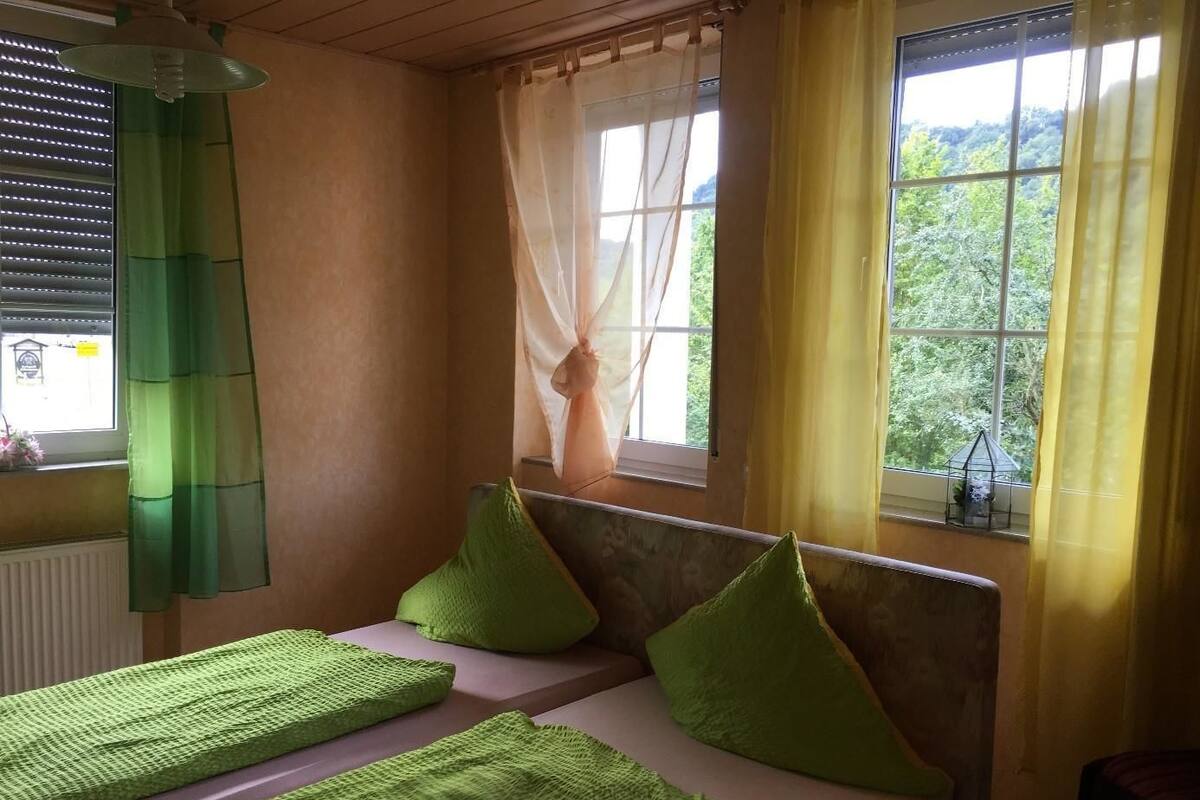Departamento Confort (1 OG) | 1 habitación, wifi gratis y ropa de cama