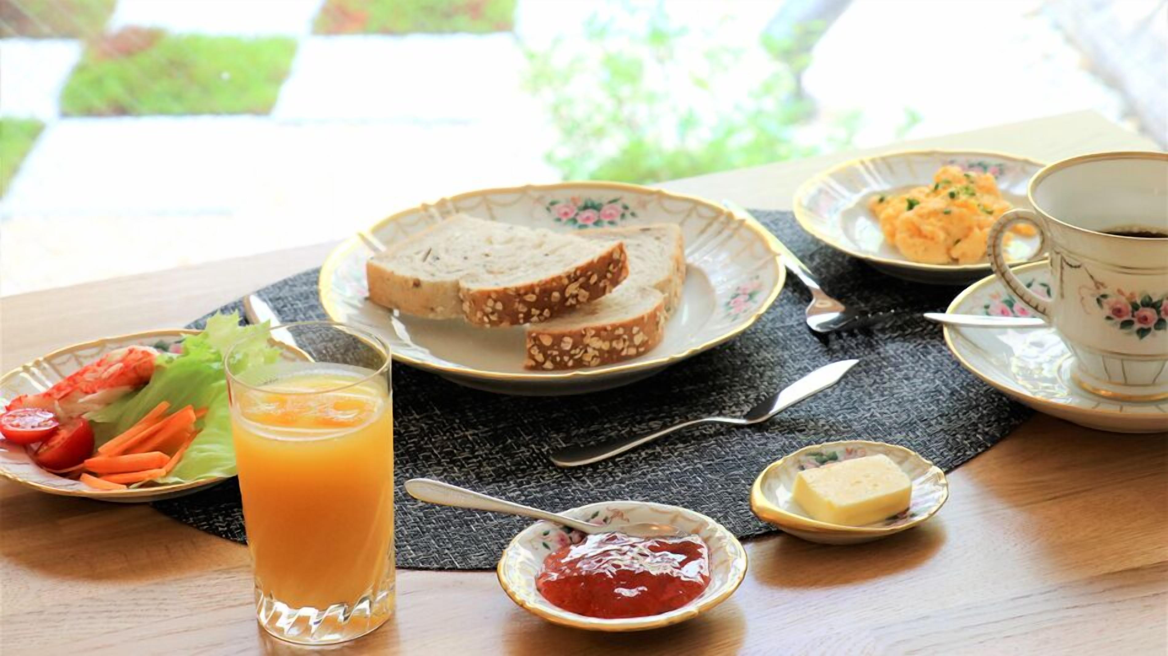 Breakfast meal