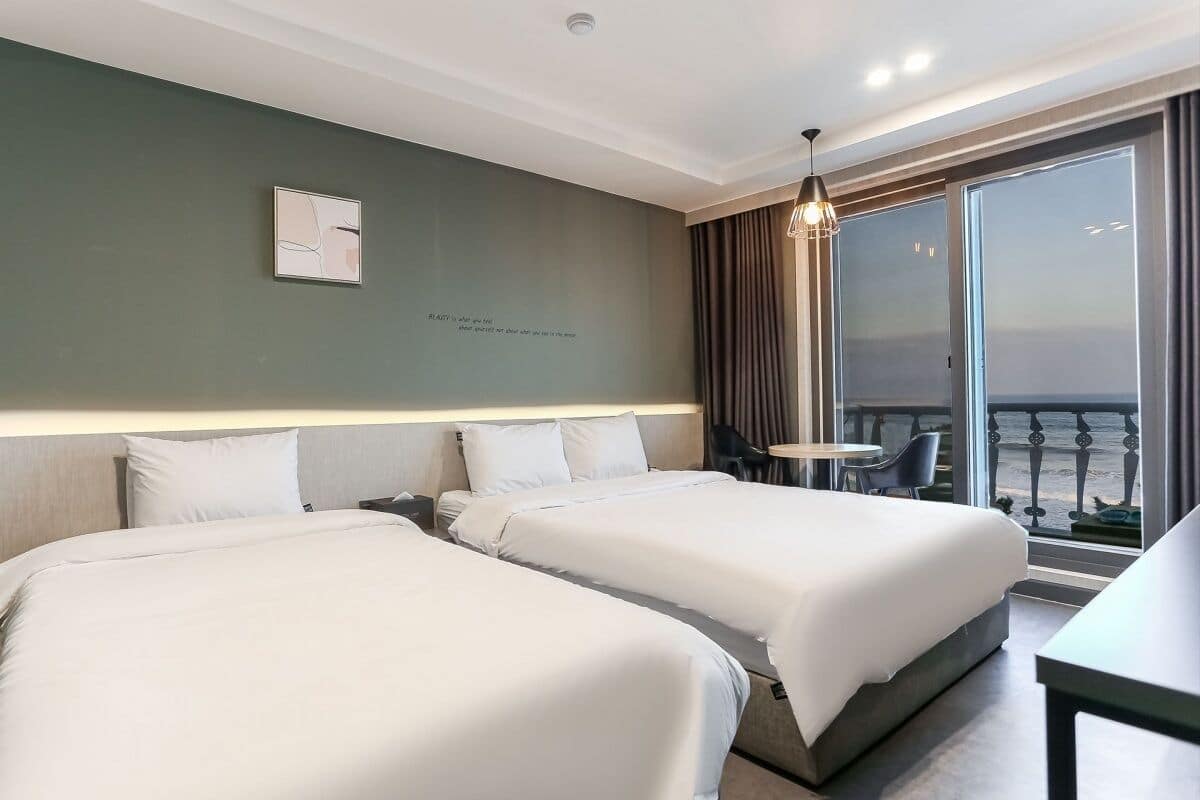 Twin Room, Ocean View | Free WiFi, bed sheets