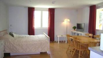 7 camere, accesso a Internet