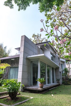 Fachada da propriedade