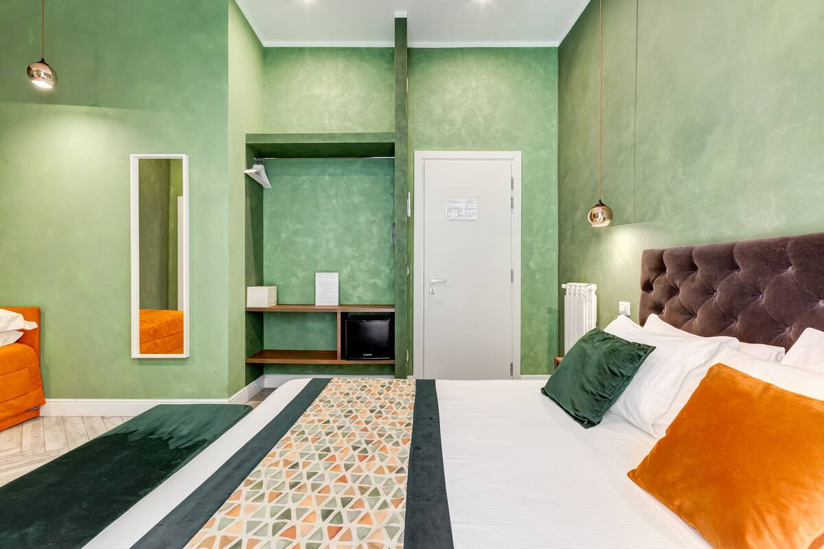 Quartos à prova de som, Wi-Fi de cortesia, roupa de cama