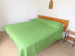 1 quarto