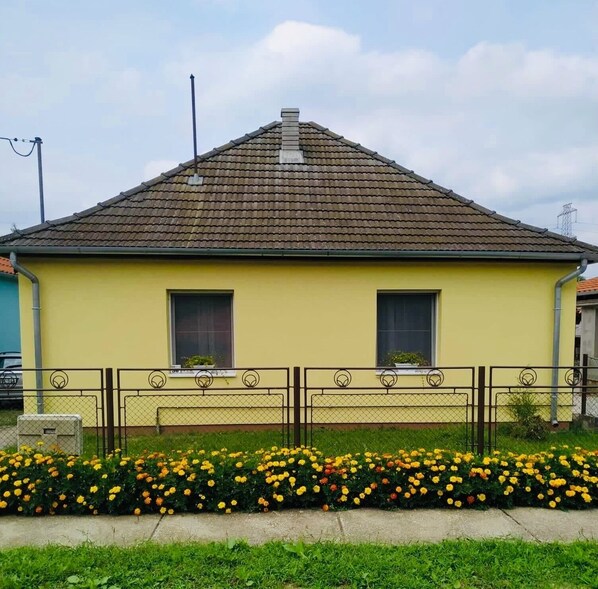 Exterior - Szigeti Ház, Szécsisziget (Deák Ferenc utca)