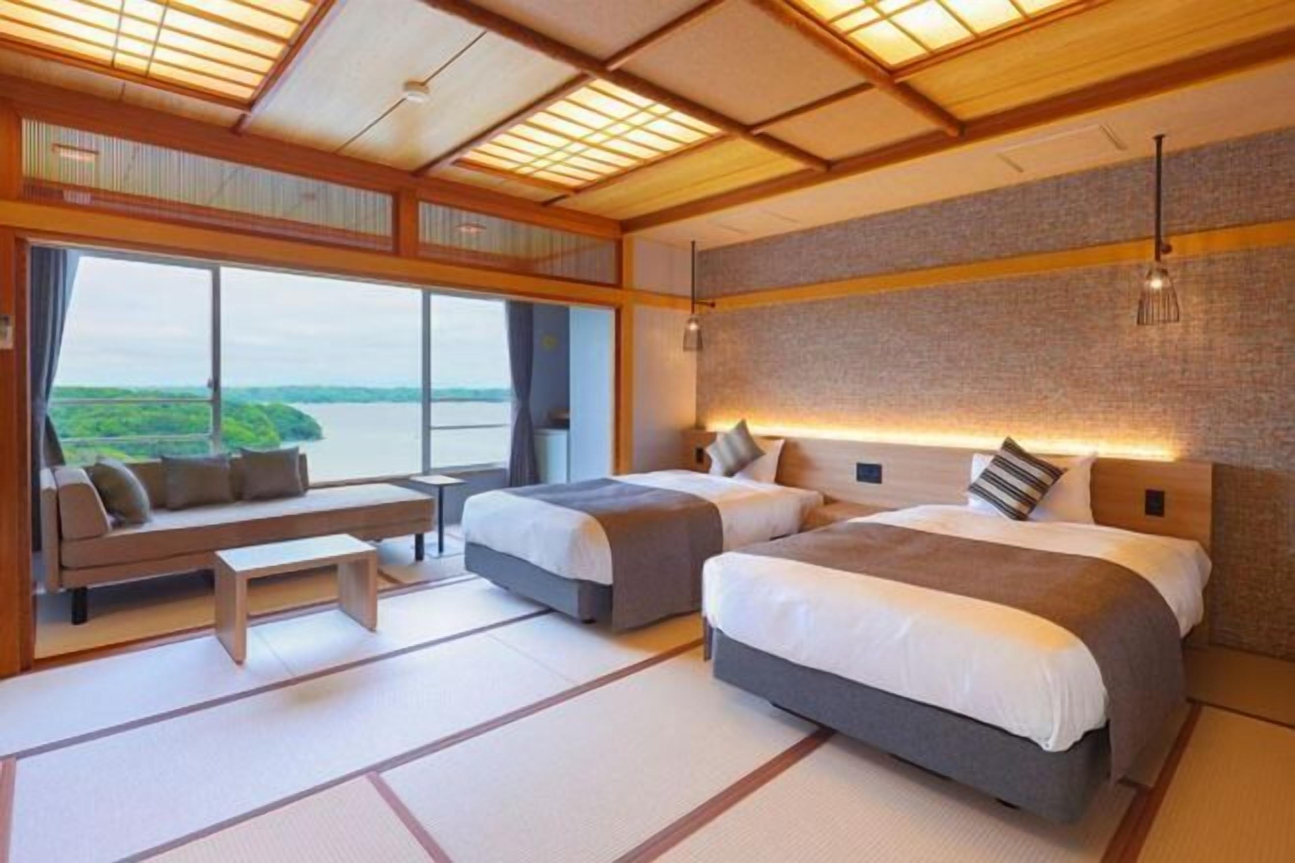 ตู้นิรภัยในห้องพัก, ผ้าปูที่นอน