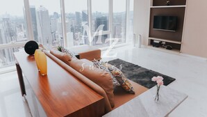 Television - MZ Suite at The Face Platinum Suites (Kuala Lumpur)