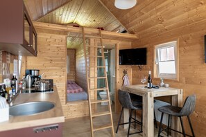 Mobile Home, Private Bathroom (Tinyhouse) | Interior
