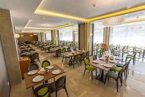 Frokostbuffé er inkludert hver dag