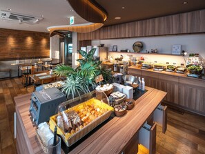 朝食ビュッフェ