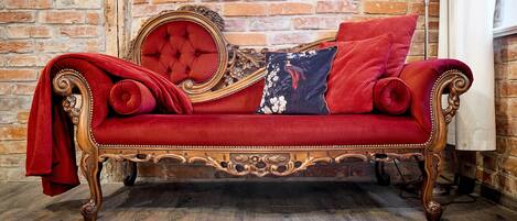 Huoneisto (Cosel) | Oleskelualue | IPod-telakointiasema, pöytätennispöytä