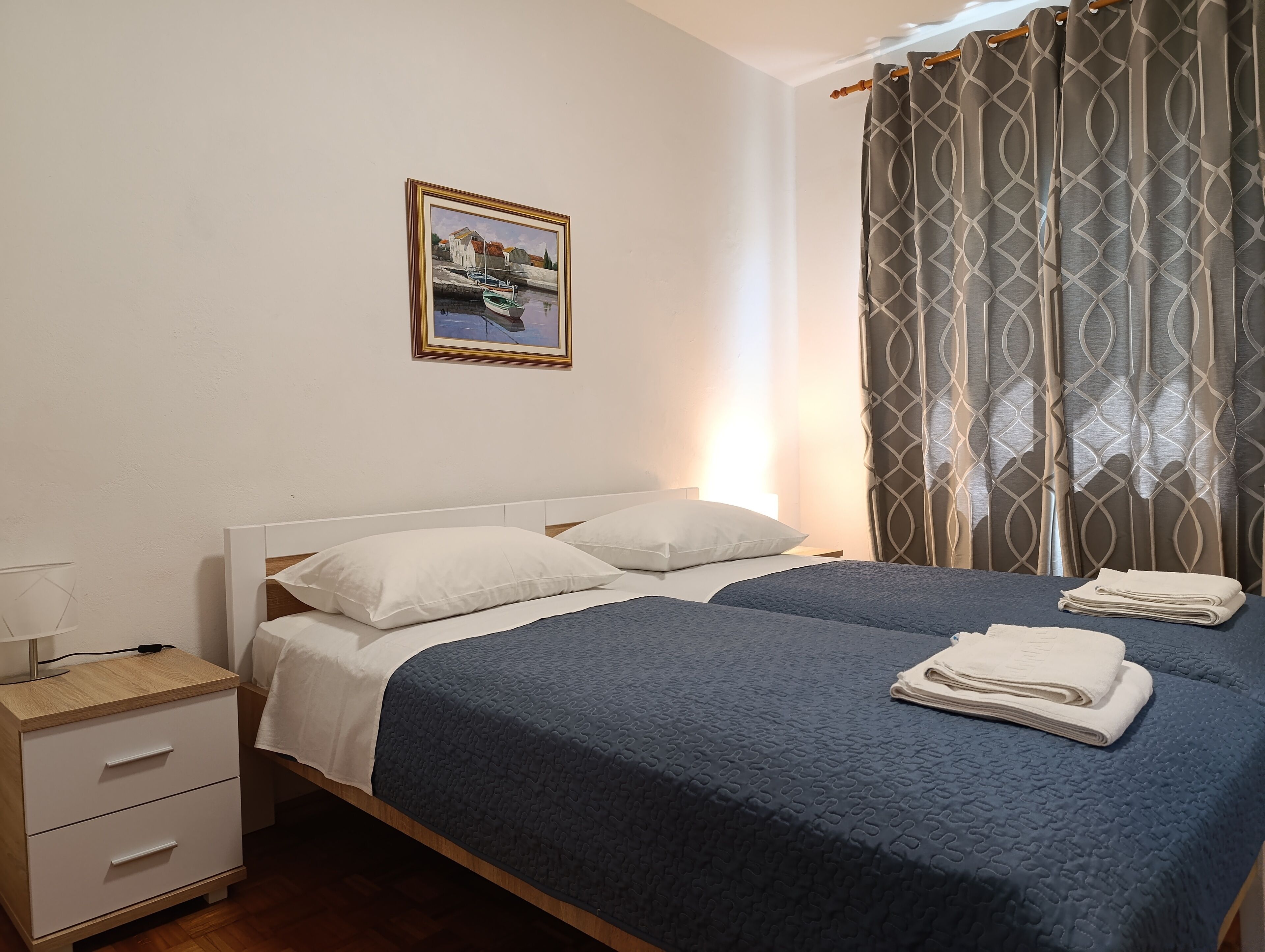 Apartment, 6 Bedrooms, Terrace, Sea View (A4) | Free cribs/infant beds, free WiFi, bed sheets