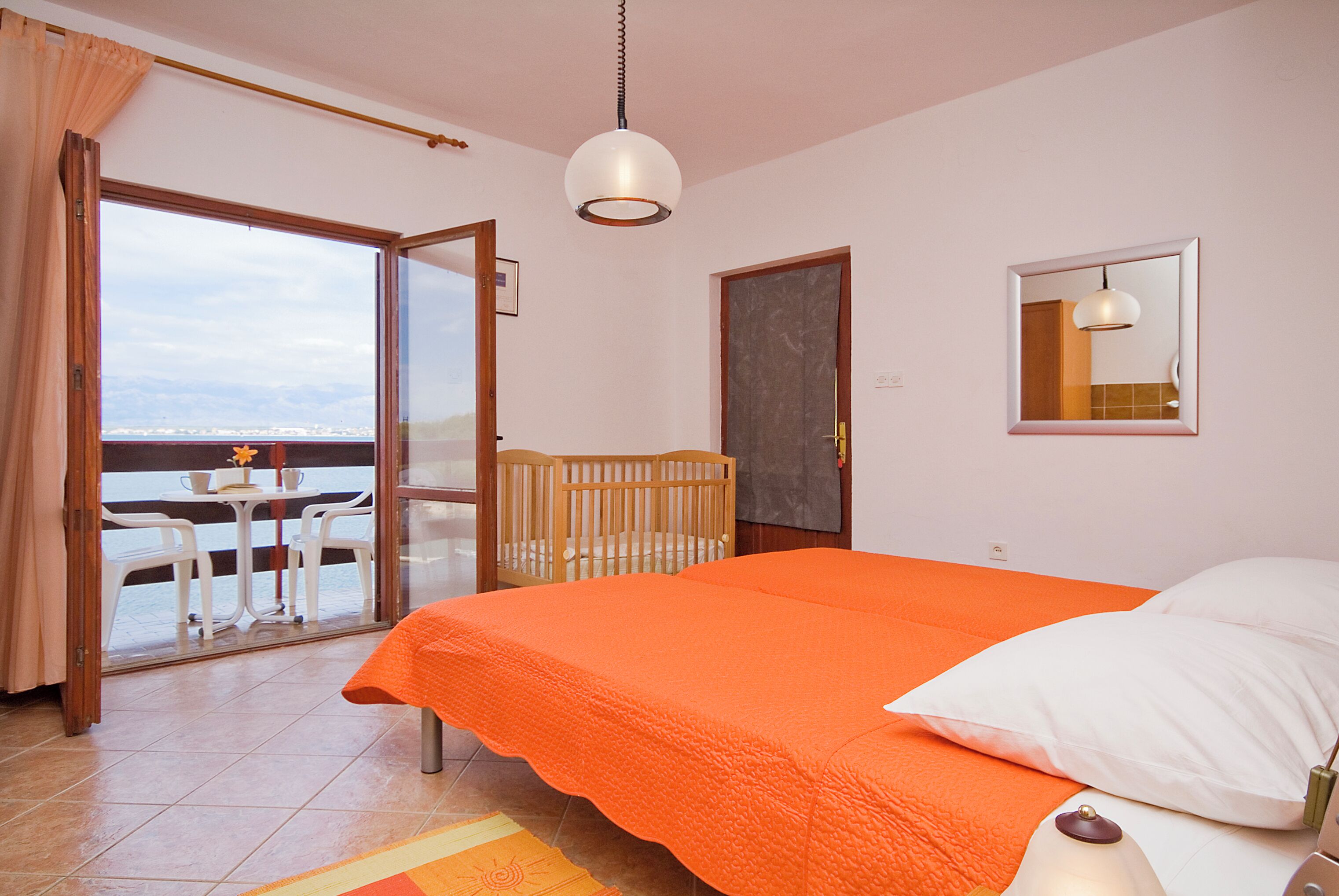 Appartamento, 6 camere da letto, terrazzo, vista mare (A4) | Culle/letti per bambini (gratuiti), Wi-Fi gratuito, lenzuola