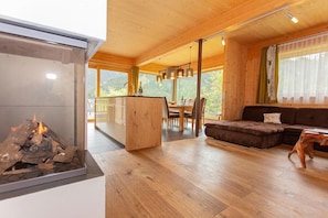 Chalet, 3 Bedrooms, Non Smoking, Jetted Tub | Living area | Flat-screen TV, heated floors