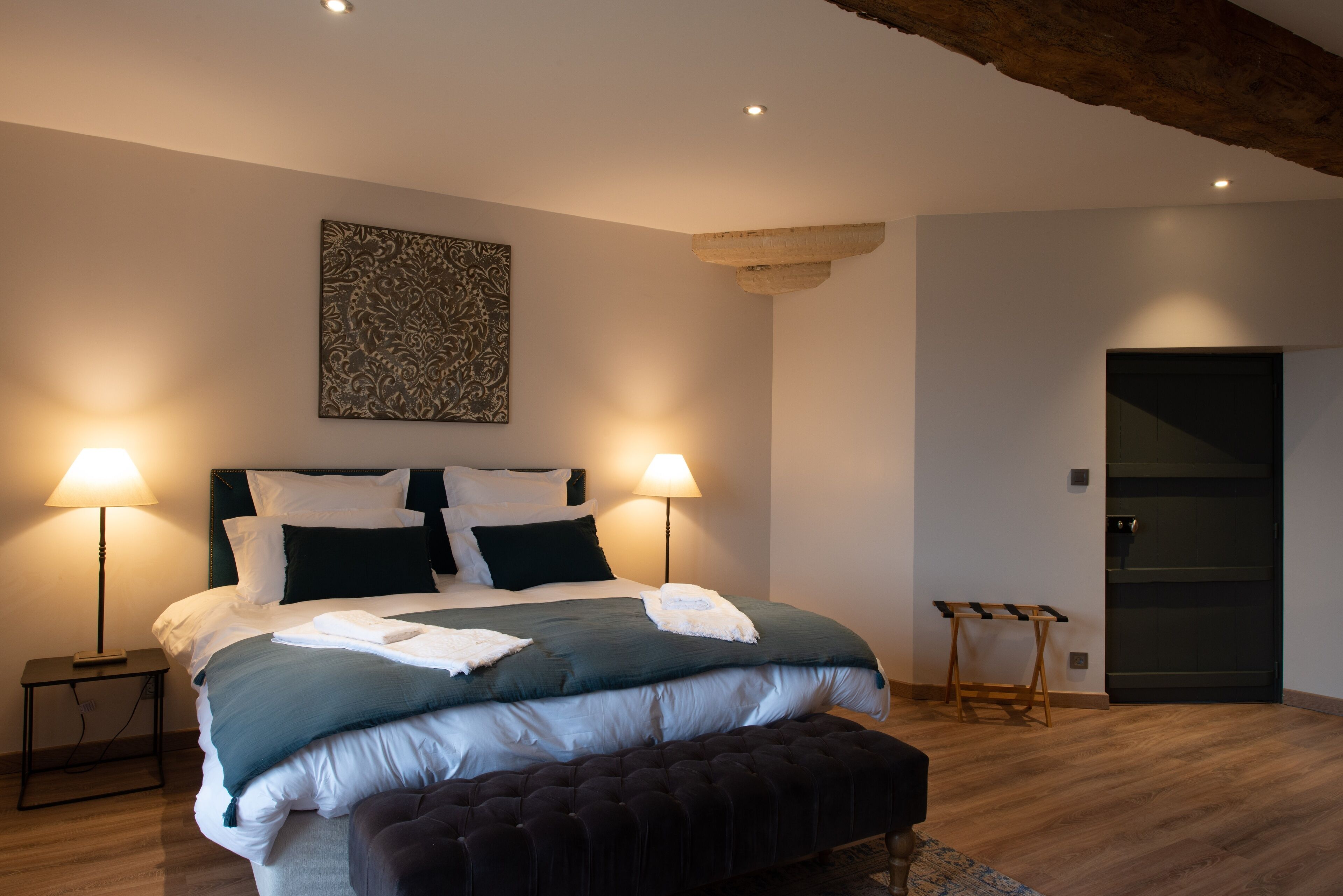 Chambre Double Deluxe | Minibar, coffres-forts dans les chambres, rideaux occultants