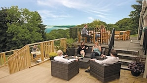 Sun deck - Delightful Caravan at Bideford Bay Park (Bideford)