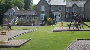Children’s play area – outdoor - Delightful Caravan at Bideford Bay Park (Bideford)