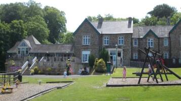 Children's play area - outdoor