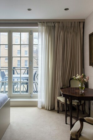 Apartment (2 Bedrooms) - Cadogan Place IV by Onefinestay (London)