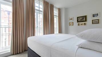 1 غرفة نوم وبديكورات فريدة لكل غرفة وطراز فريد لكل وحدة