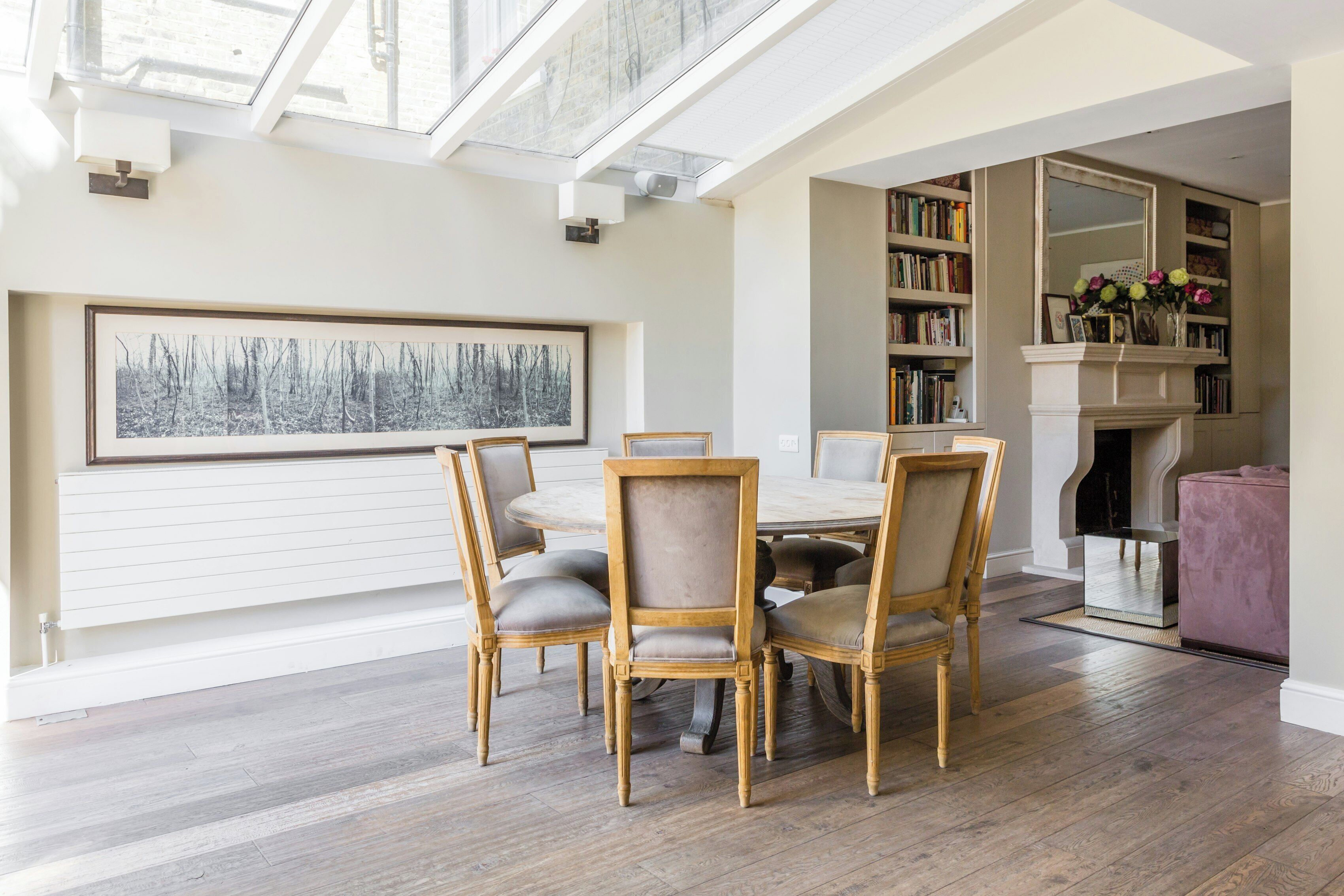 Apartment (1 Bedroom) | Dining