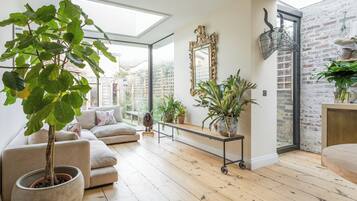 Căn hộ (3 Bedrooms) | Nội thất