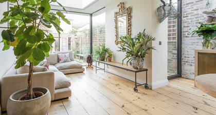 Barlby Road III by Onefinestay