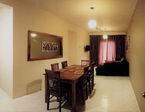 Dining - Cosy apartment situated close to the Heart of the Galle city (Galle)