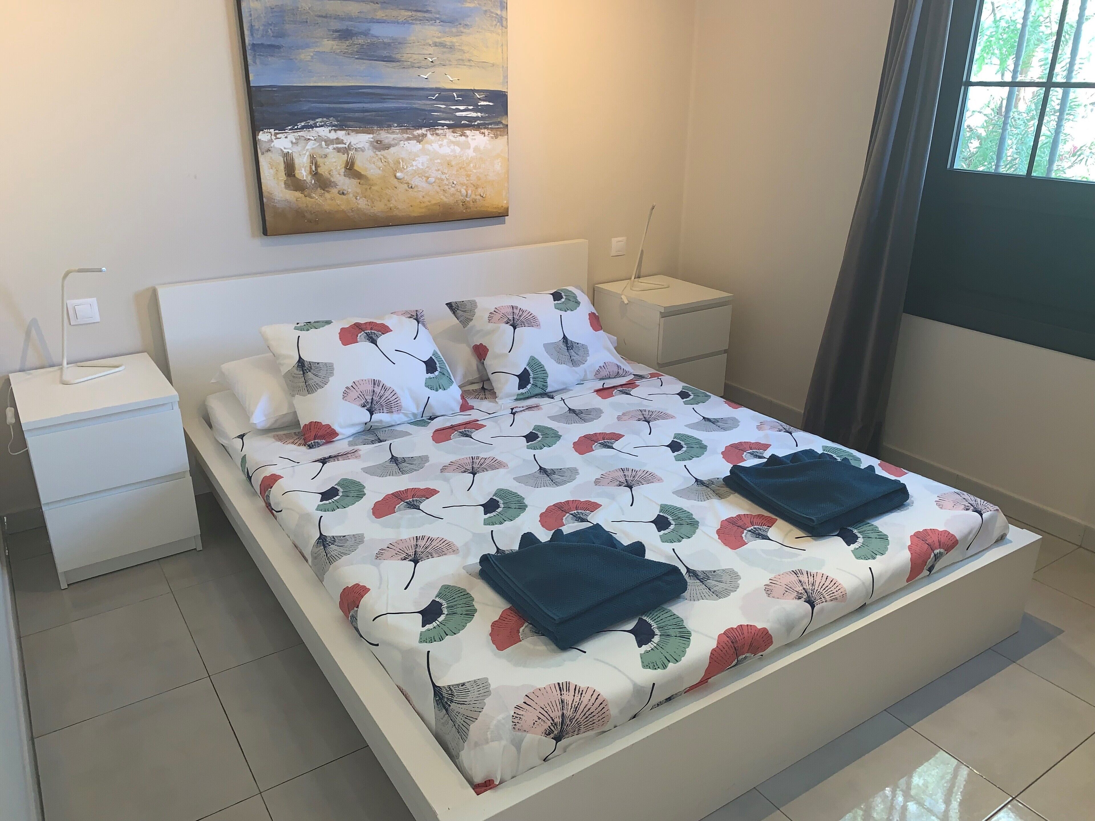 2 slaapkamers, een kluis op de kamer, een strijkplank/strijkijzer