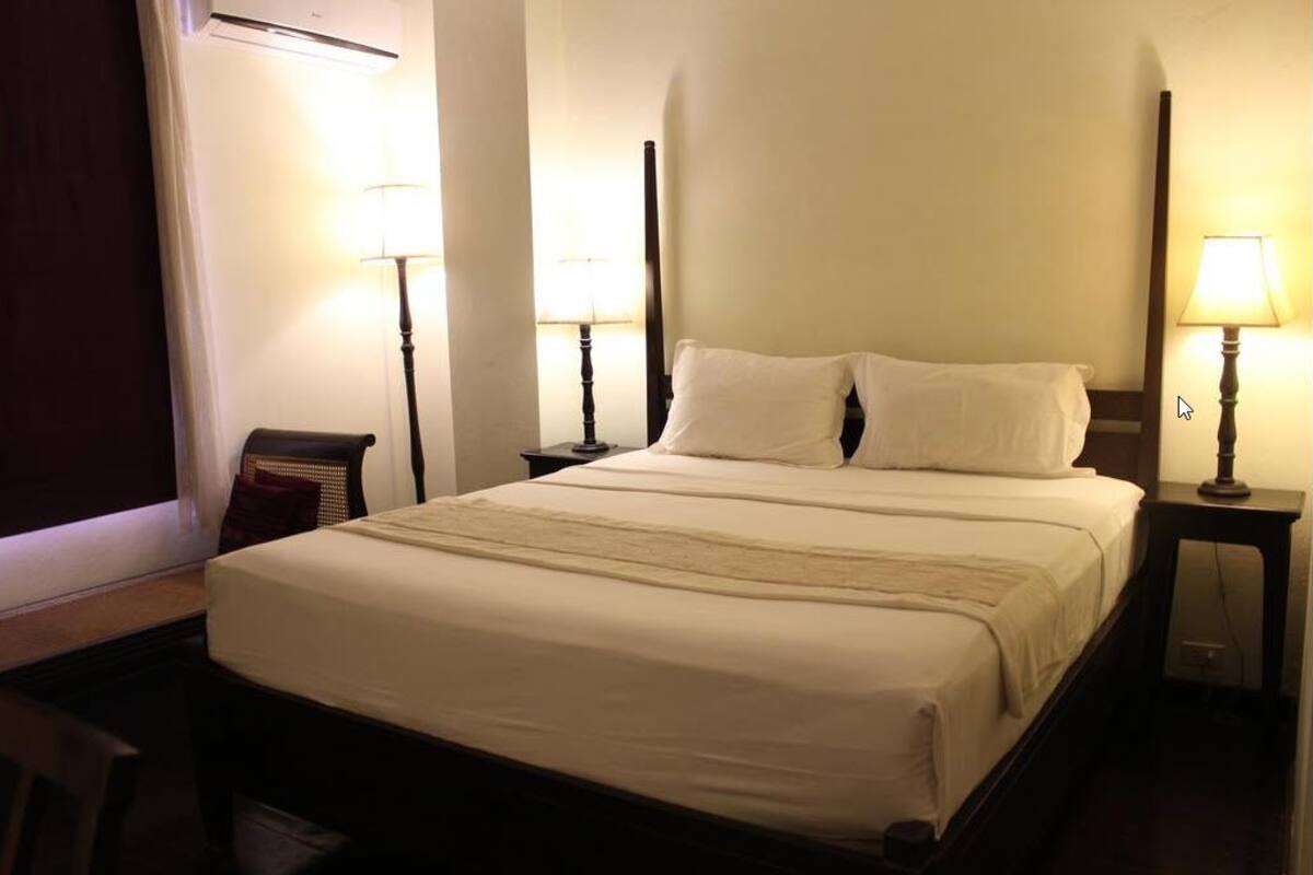 Minibar, in-room safe, desk, blackout drapes