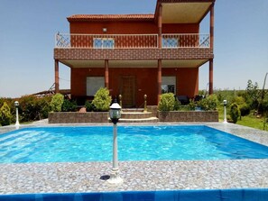 Front of property - La Ferme Tifelt (Sidi Abderrazak)