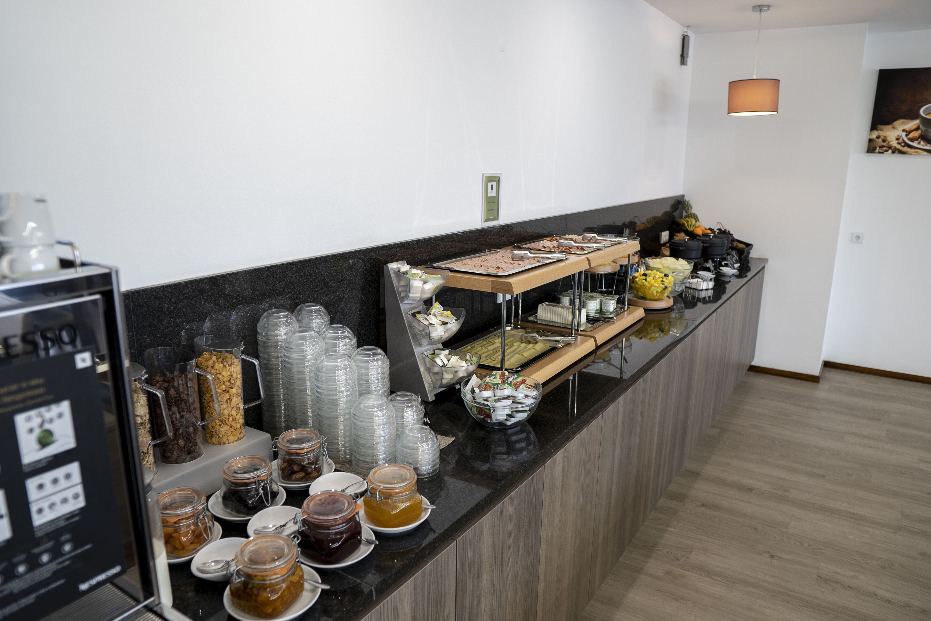 daily buffet breakfast (eur 17 per person)