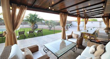 Rural house 5 * Grand Luxury in Toledo, Puy Du Fou