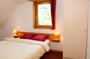 4 bedrooms, free WiFi